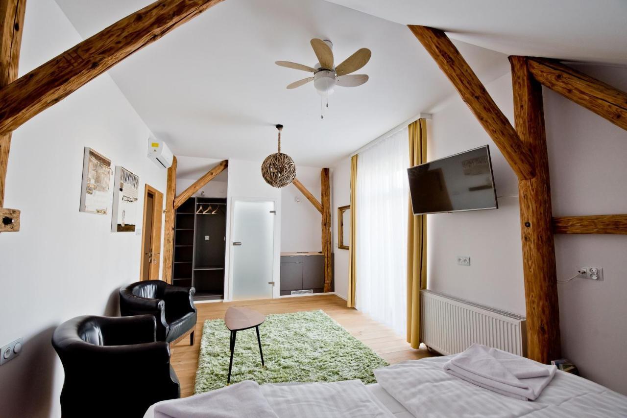 Salon Win Wine Bar & Apartments Jasło Zewnętrze zdjęcie